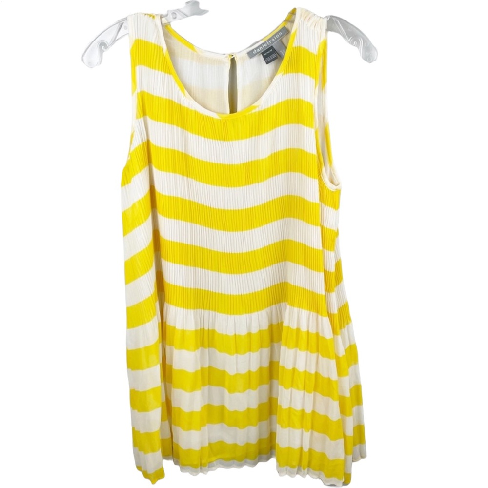 Maternity DANIEL RAINN Exclusively for A Pea In The Pod Sleeveless Blouse M